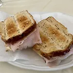 L' Aia Di San Giorgio Bed & Breakfast Vignacastrisi