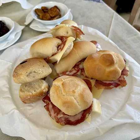 L' Aia Di San Giorgio *