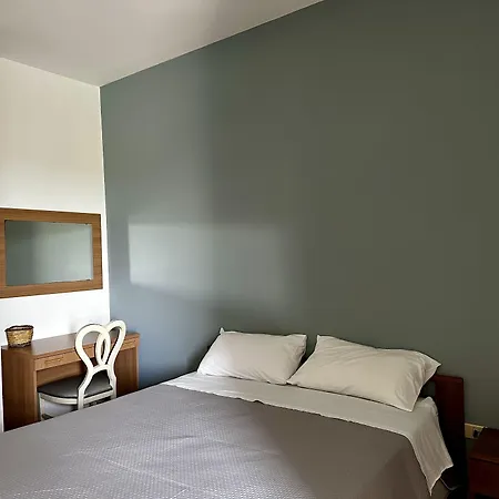 L' Aia Di San Giorgio Bed & Breakfast Vignacastrisi